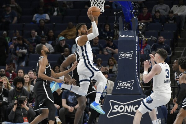 Derrick top rose college